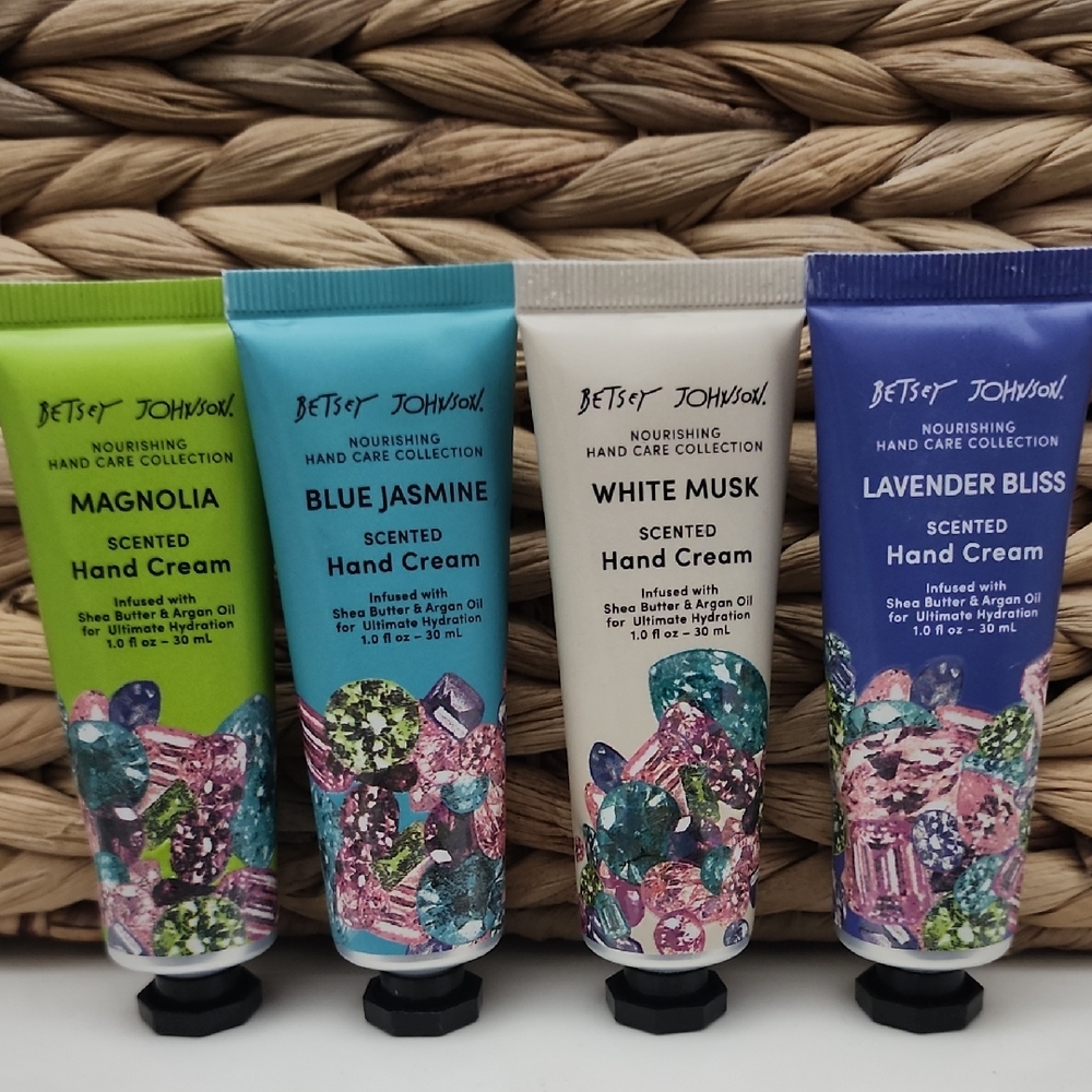 Betsey Johnson Hand Cream Set